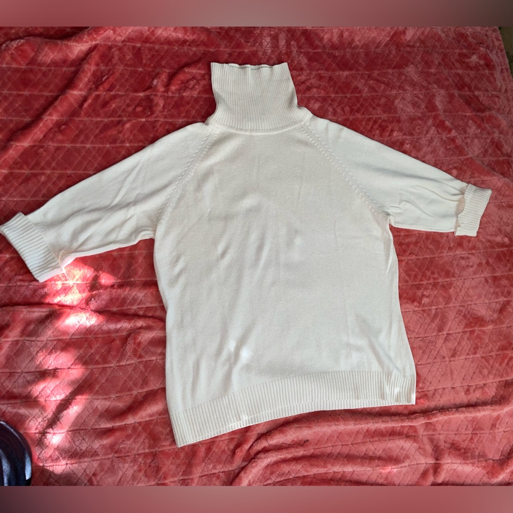 Men’s size Large Preston & York Premiere Cashmere and silk, cream sweater